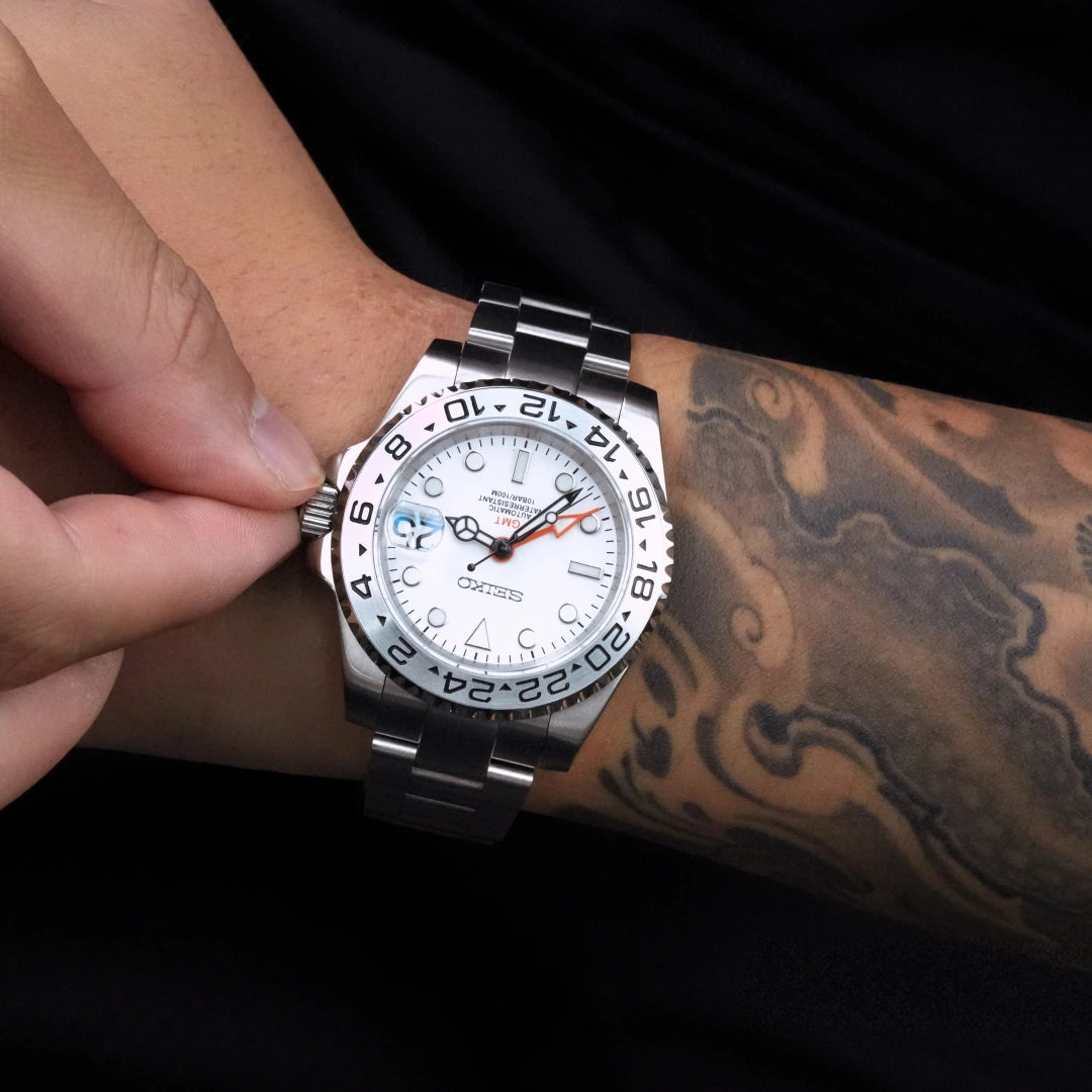 Mod Explorer II White