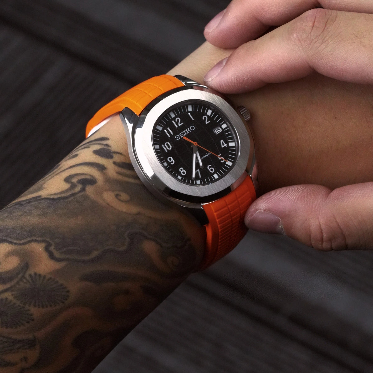 Mod Aquanaut Orange Black